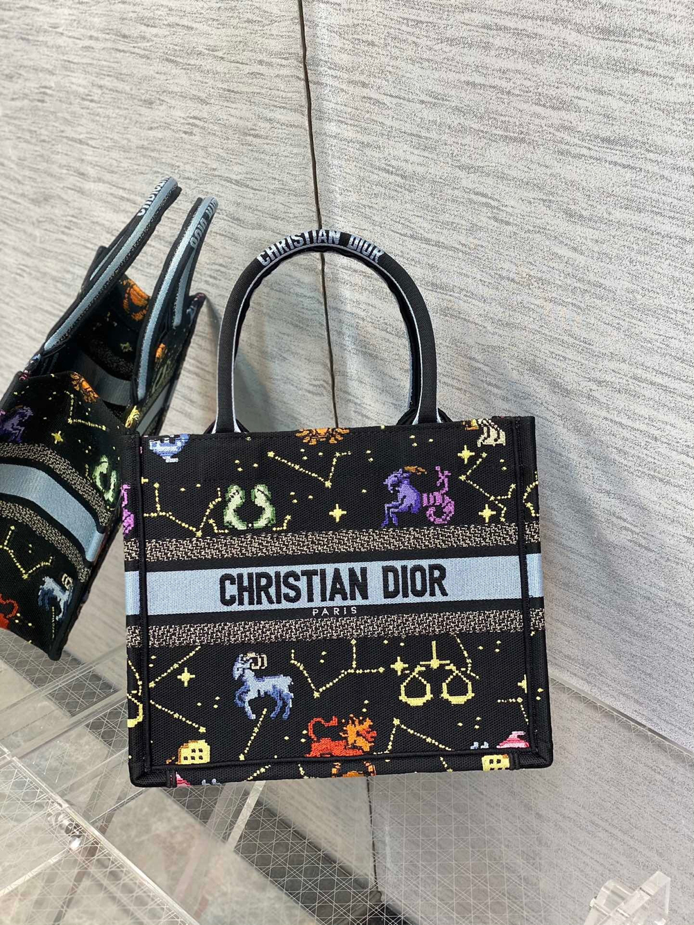 Christian Dior Book Tote 26 cm