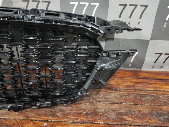 Решетка радиатора Mazda CX-5 2 (KF) 21-нв Б/У Оригинал KBST50719