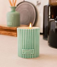 Белый журавль, свеча в подарочной коробке White Crane, Castelbel Porto