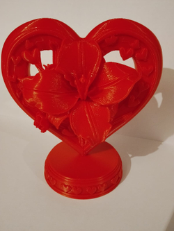 Лилия красная в сердце - 3D фигурка подарок для женской половины на все случаи жизни