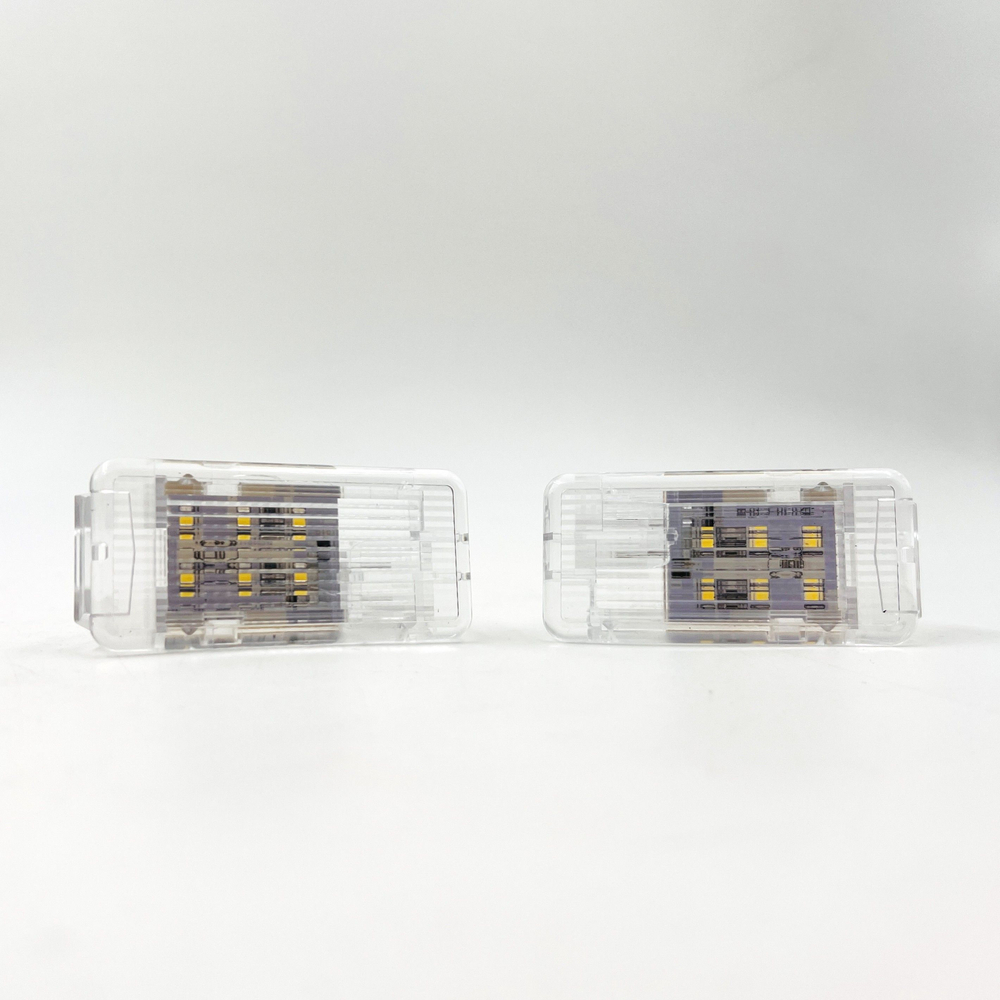 Плафон диодный подсветки 2 шт для багажника, двери, бардачка на автомобили Renault и Lada