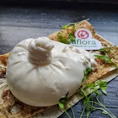 Сыр мягкий Буррата (Артизан) / 150 г / РАСПРОДАЖА