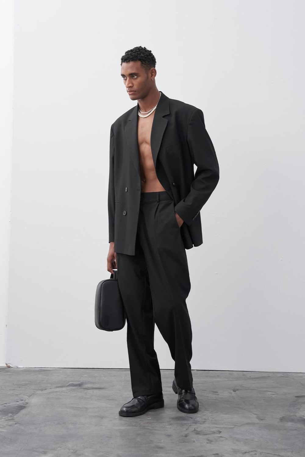 Двубортный оверсайз чёрный