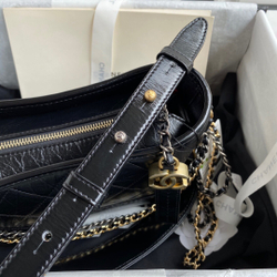 Chane1 Gabrielle Small 20 cm