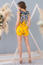 Легкий приталенный коротенький комбинезон на пуговках (Размер: M) (Цвет: желтый)