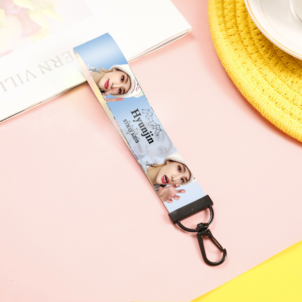 Брелок-ленточка "Стрей Кидс / Stray Kids"