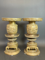 Пара бронзовых ваз — Усубата