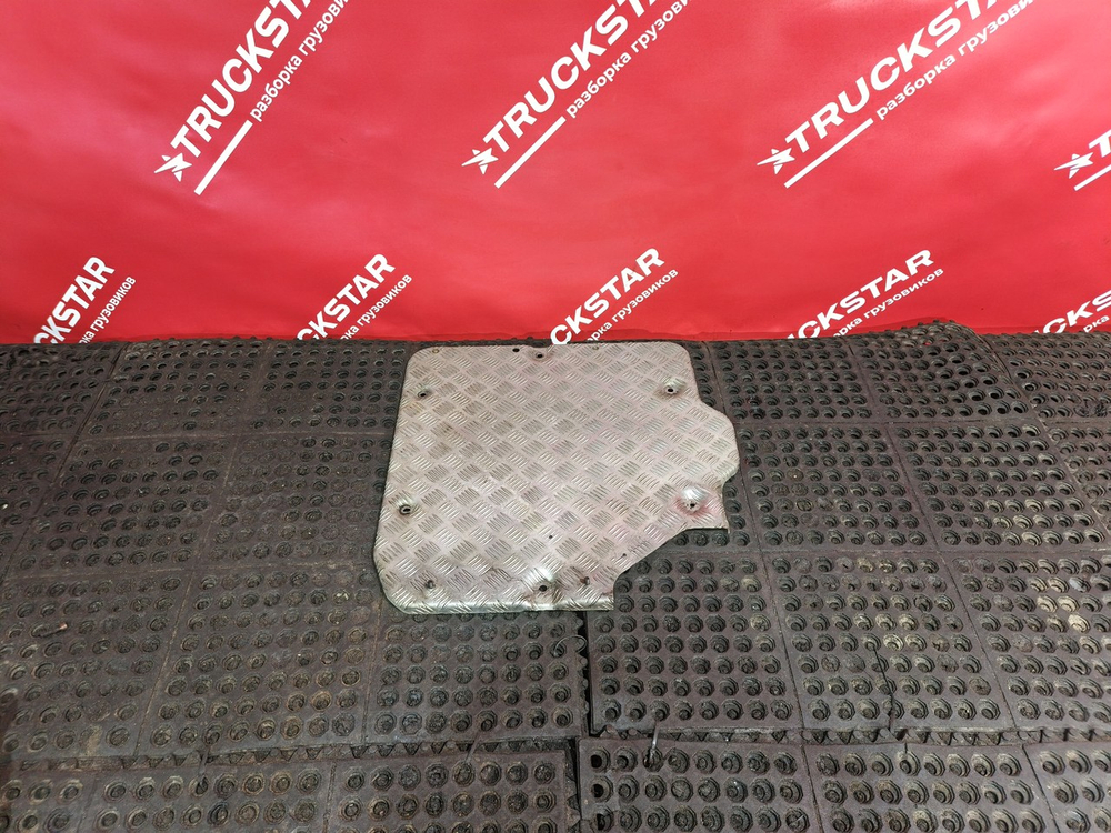 Экран тепловой верхний 2019г