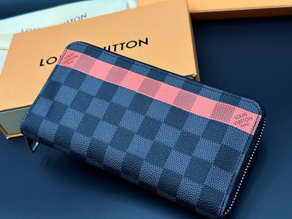 Кошелёк Louis Vuitton