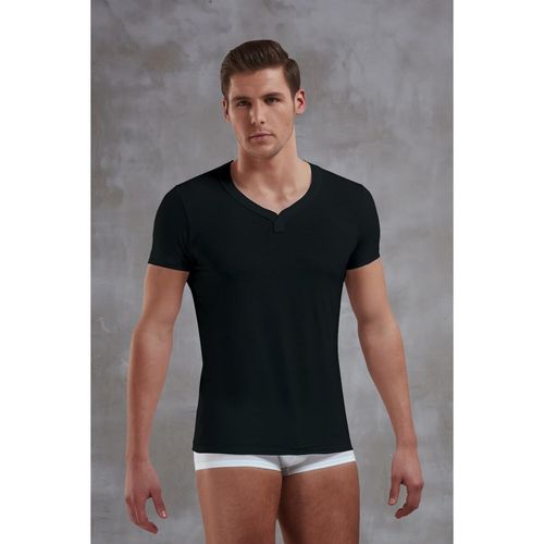 Мужская футболка черная с v-образным вырезом Doreanse 2860