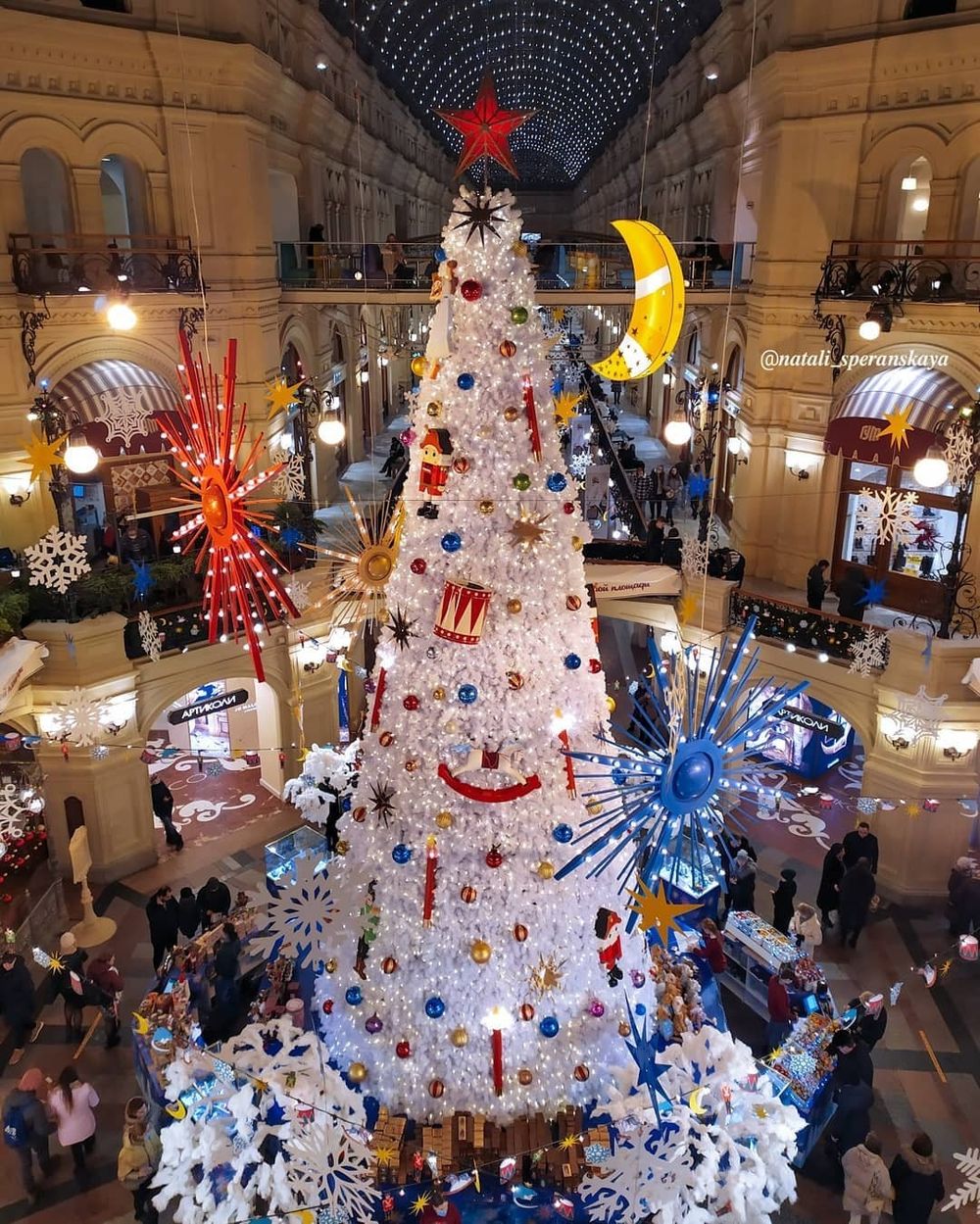 Ель уличная елка каркасная "Уральская белая" (белая пвх) 8 м