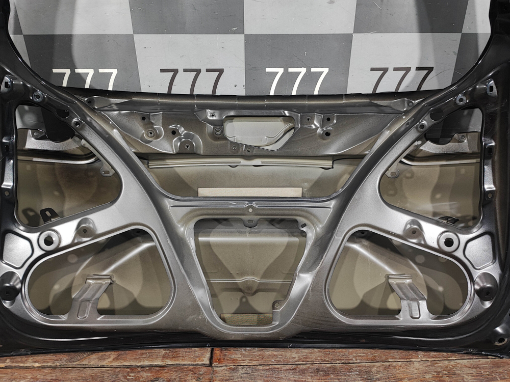 Крышка багажника Honda CR-V 5 (RW) 16-нв Б/У Оригинал 68100TLAR50ZZ