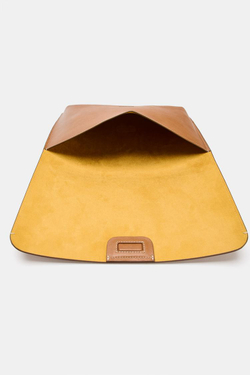 ZARA КОЖАНЫЙ ЧЕХОЛ ДЛЯ IPAD, КОРИЧНЕВЫЙ