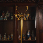 Винтажная напольная вешалка из бронзы