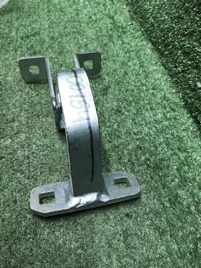 Петля двери багажника верхняя Lada Largus (12-нв)