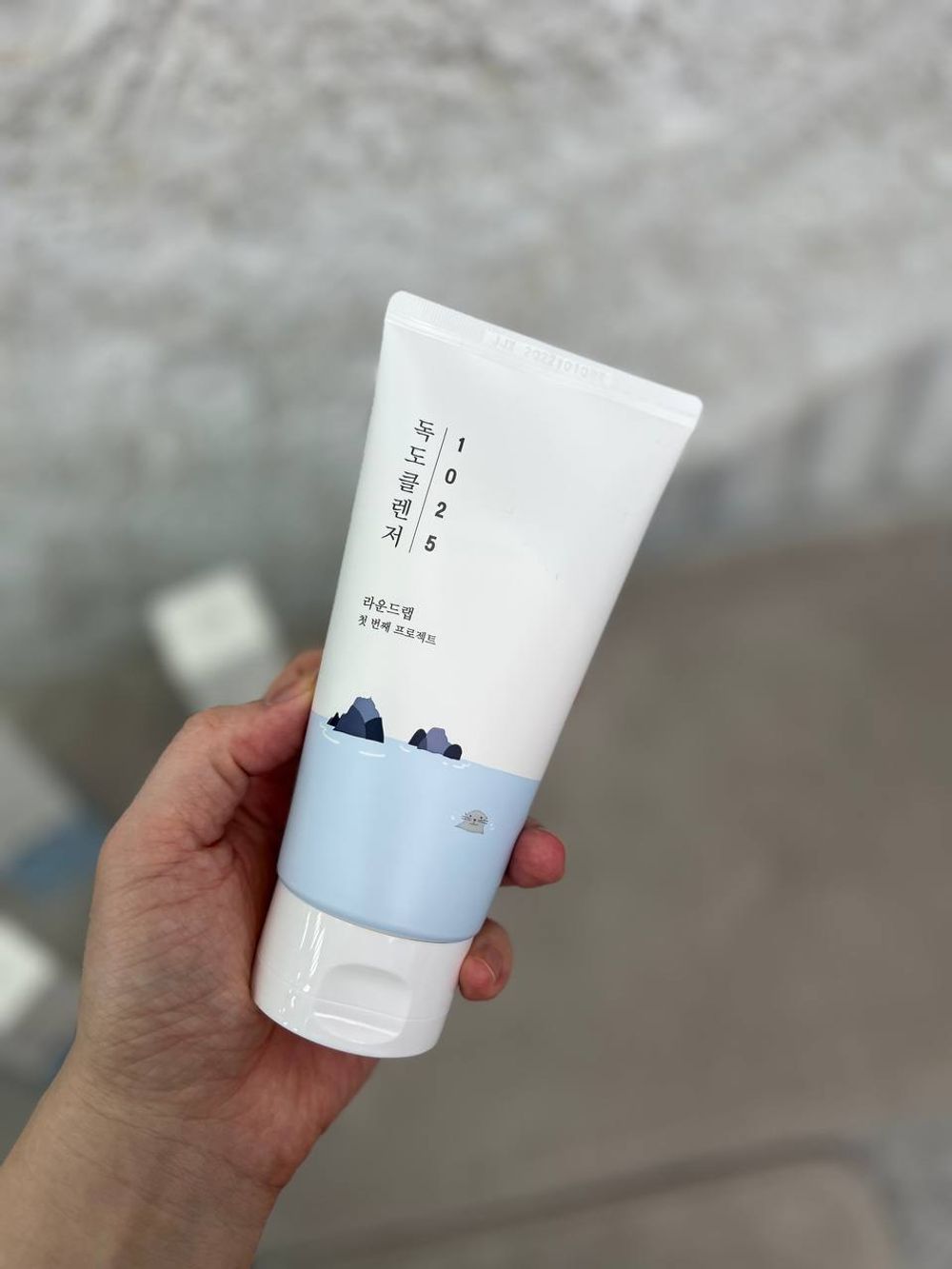 ROUND LAB Пилинг-гель для чувствительной кожи 1025 Dokdo Peeling Gel 120 мл.