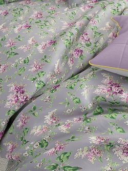 Постельное белье Сказка "Сирень" семейное Наволочка 50х70 см 2 шт Простынь 240х215 см Пододеяльник 145х215 см(2шт) , перкаль