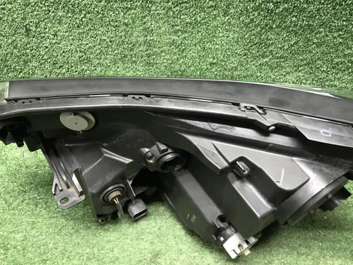 Фара правая Toyota RAV4 4 CA40 (2015-2019) LED