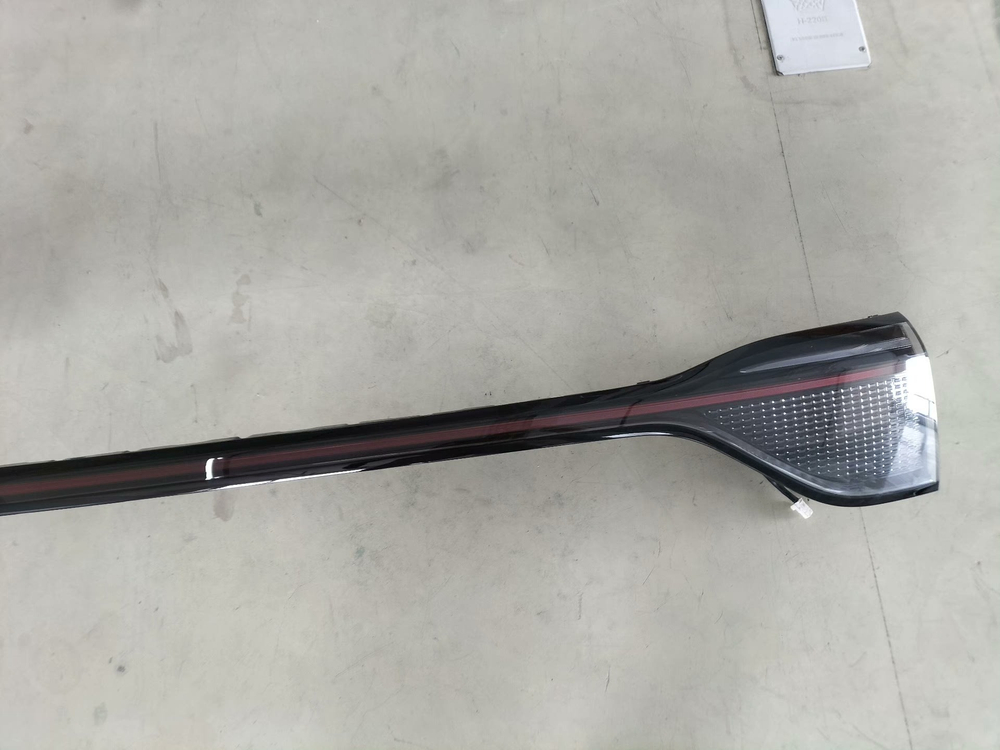Задний фонарь средняя часть для Aito M9 оригинал