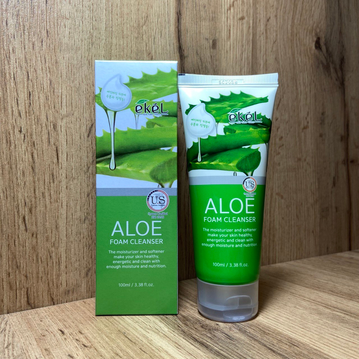 Пенка для умывания Ekel Aloe Foam Cleanser с экстрактом алоэ вера 100 мл