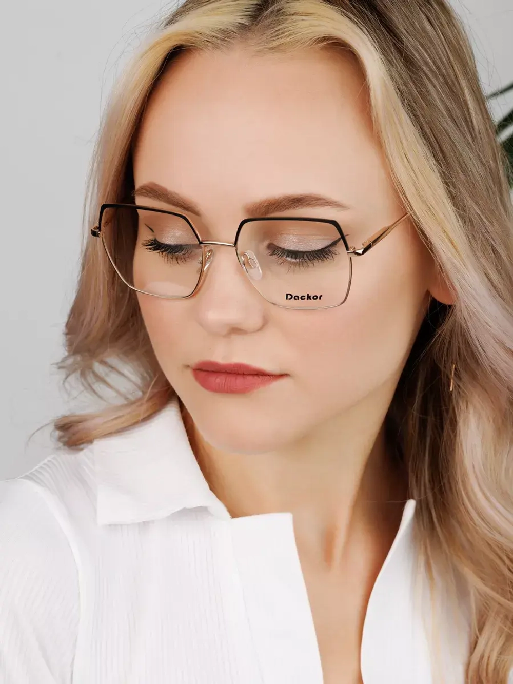 Оправа для очков женская брендовая золотистая