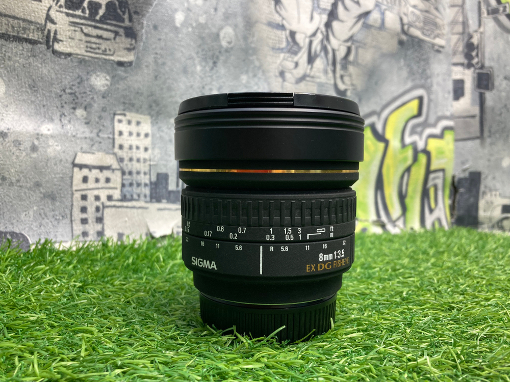 Sigma AF 8mm 3.5 EX DG Circular Fisheye Nikon F