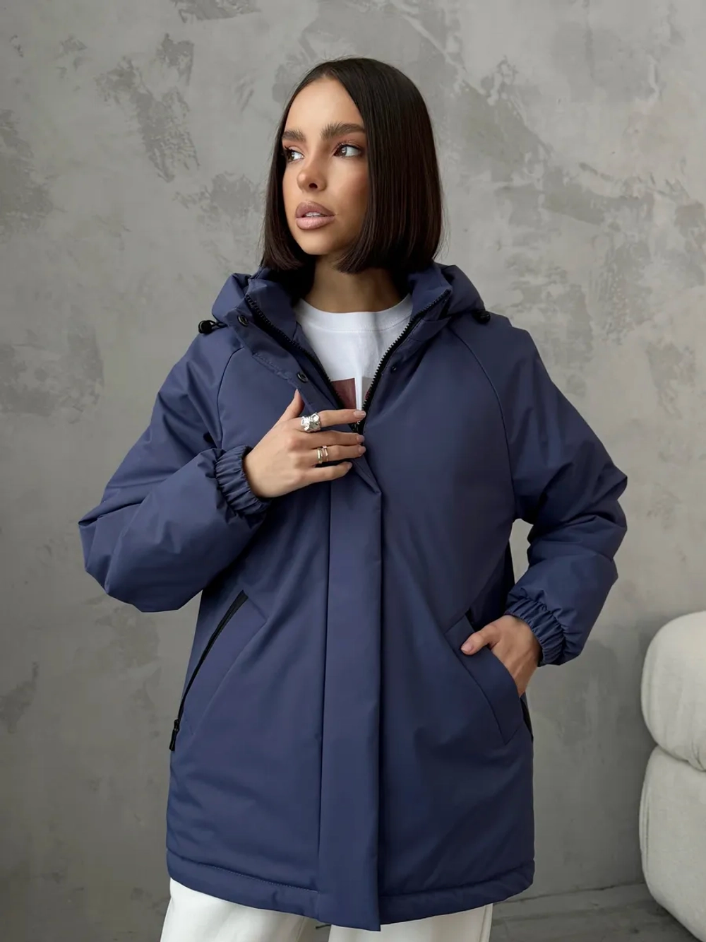 Куртка весенняя удлиненная с капюшоном