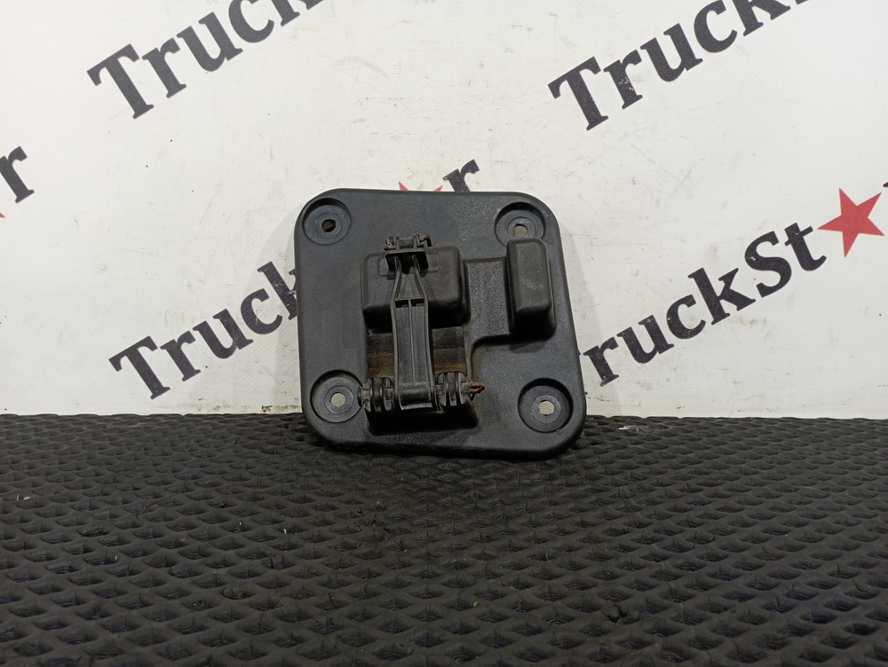 Кронштейн воздуховода