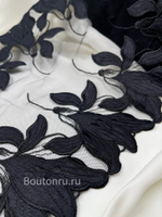 Кружево черное с вышитыми цветами "Лилии" 260 мм