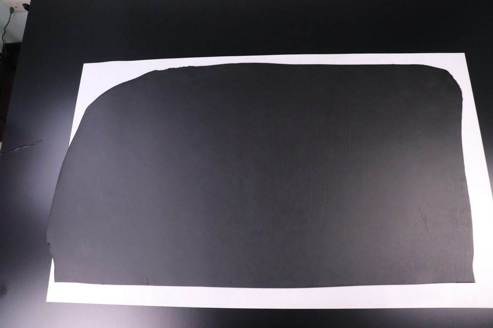 3,4-3,6 Кожа Гермес черный 86 дм² (КЛ)