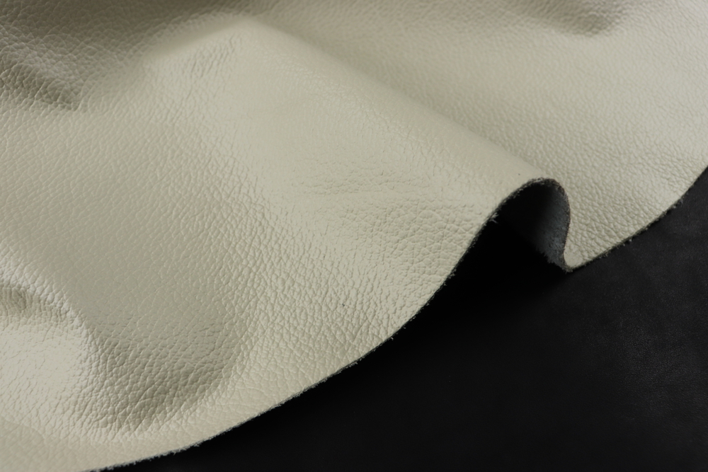 0,9-1,2 Мебельная кожа Бежевая