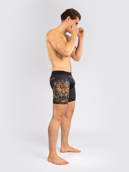 Шорты компрессионные Venum Tiger Black/Neo Orange