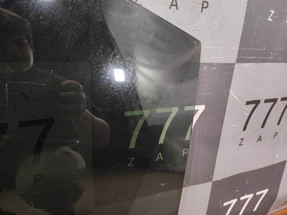 Стекло двери задней правой BMW X3 (G01) 17-24 Б/У Оригинал 51357416972