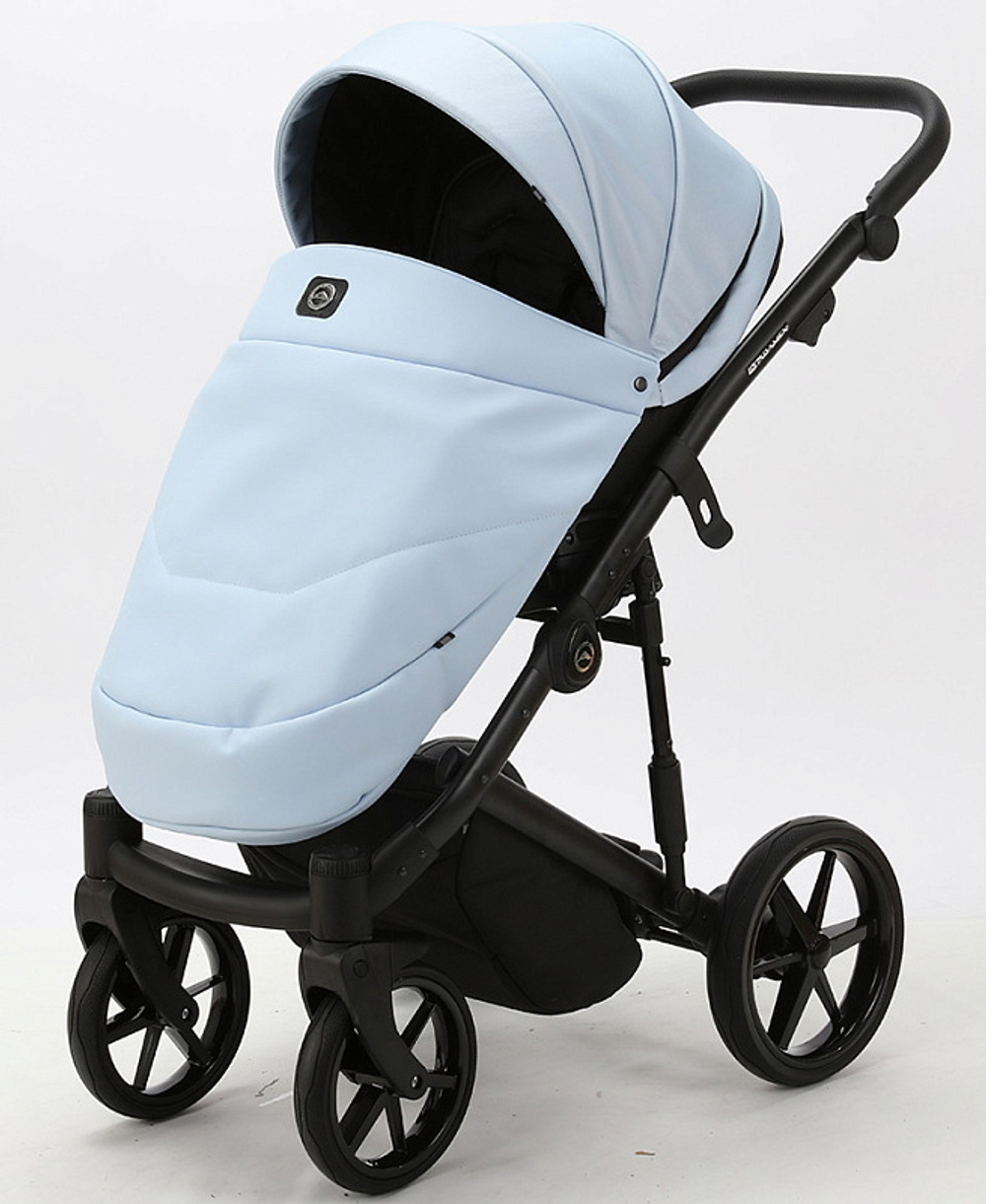 Детская коляска Adamex Mobi Deluxe 2 в 1 M-SD03 (ГОЛУБАЯ+ГОЛУБАЯ ПЕРЛ.КОЖА)