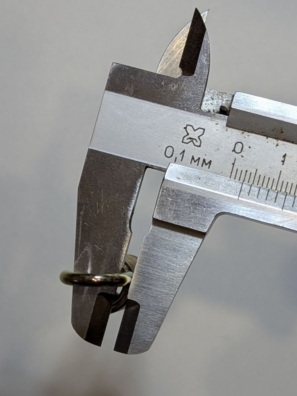 - Пружина центральной подставки Alpha/Delta для мотоциклов и скутеров