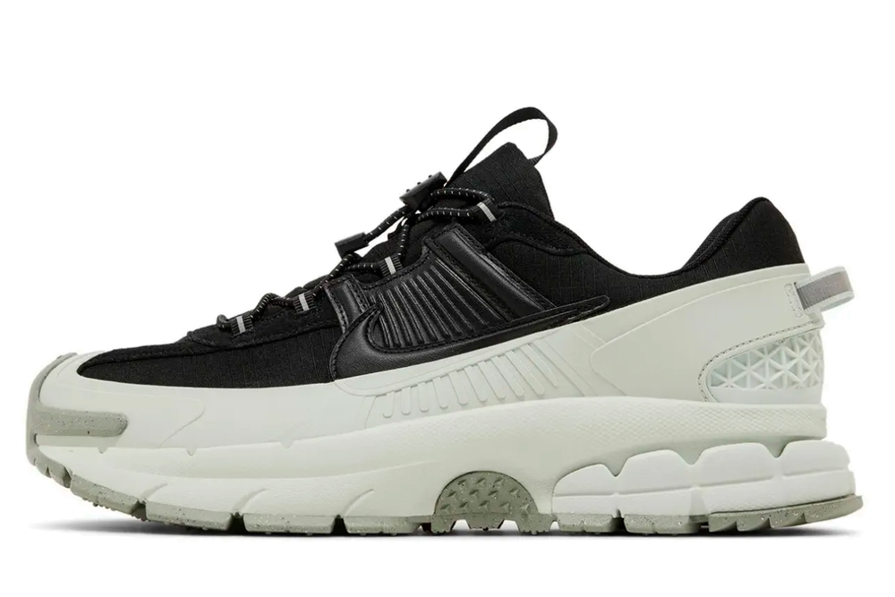 Nike Zoom Vomero Roam "Black Light Silver"