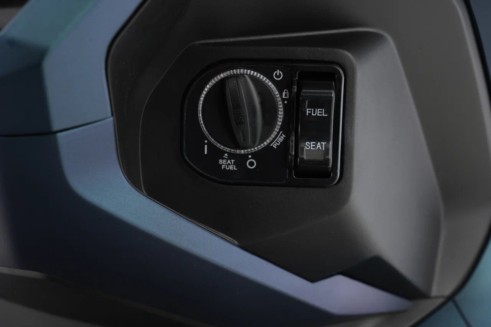 Скутер Gladiator GMAX