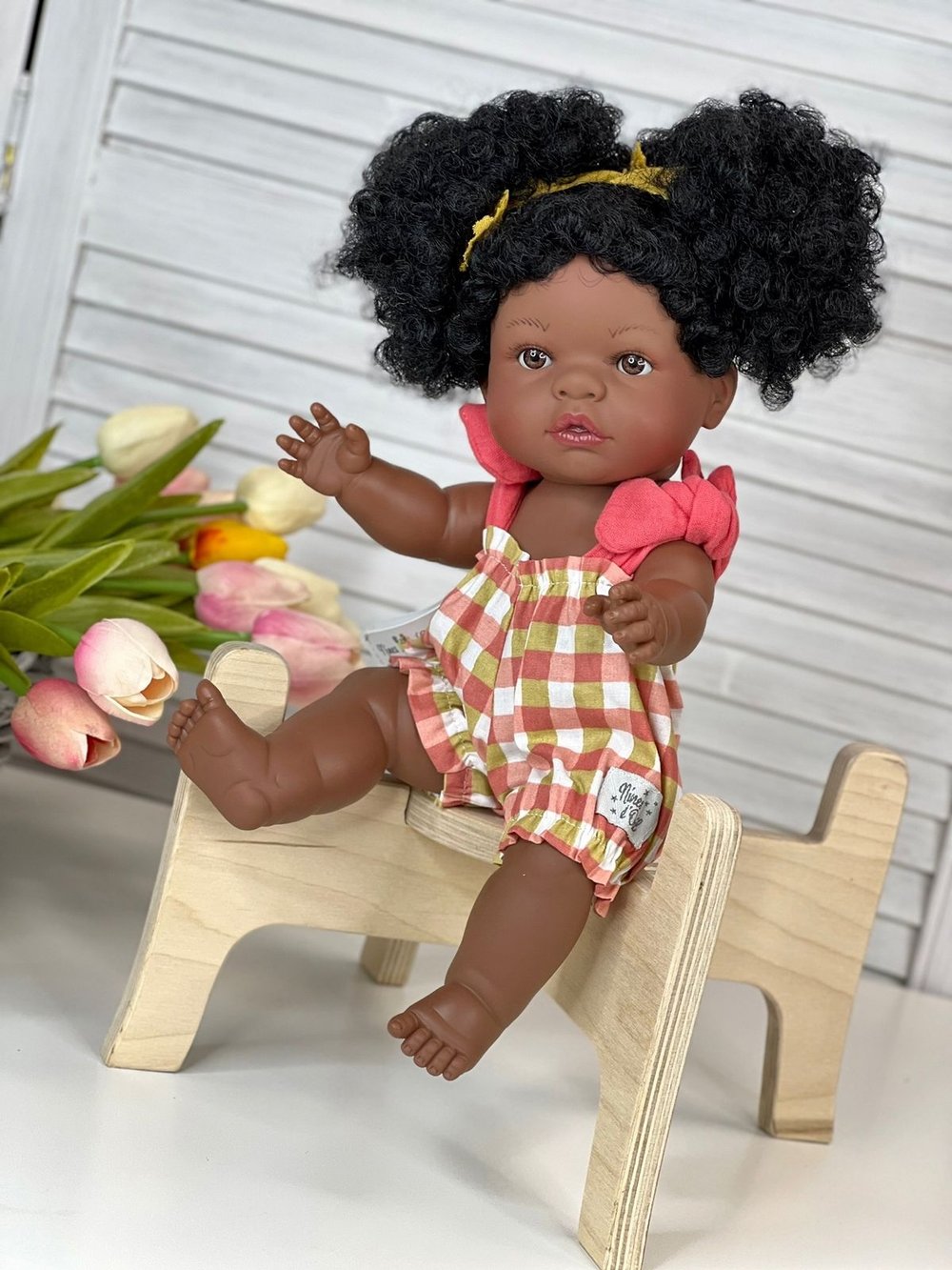 Кукла Nines виниловая 37см JOY (3074K)