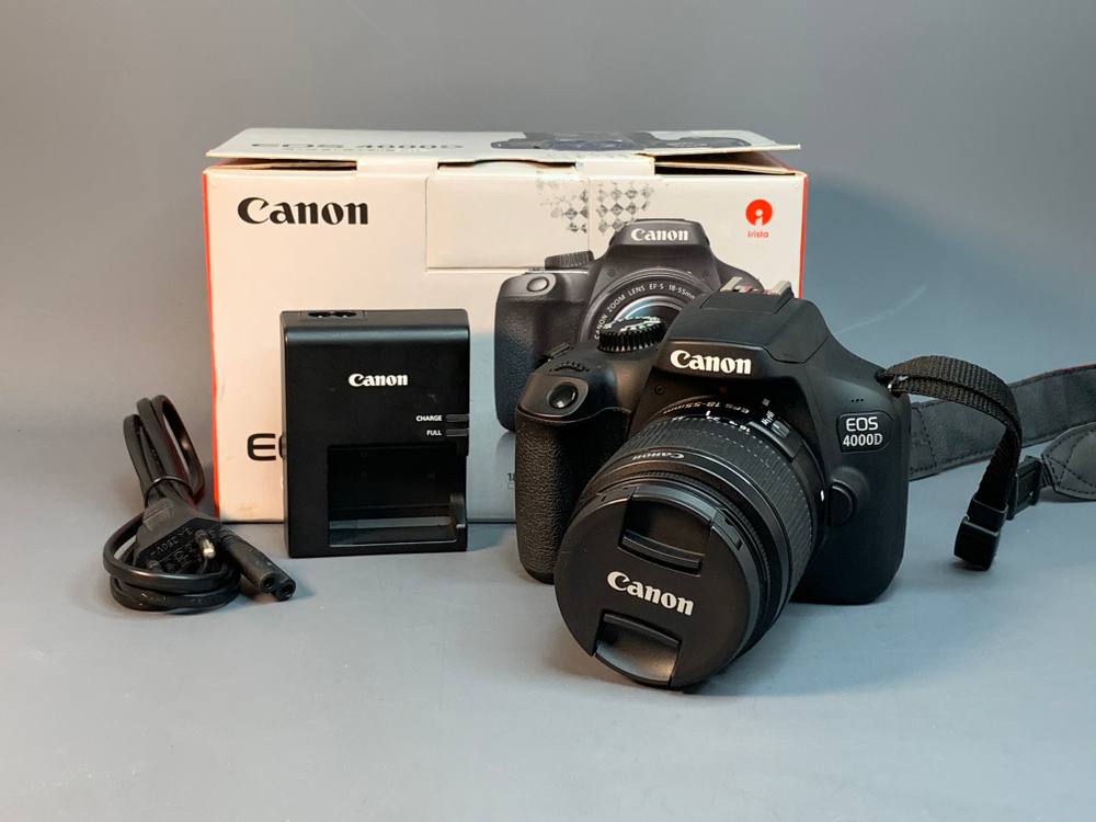 Canon EOS 4000D Kit 18-55mm 3.5-5.6 III 7.400 Кадров