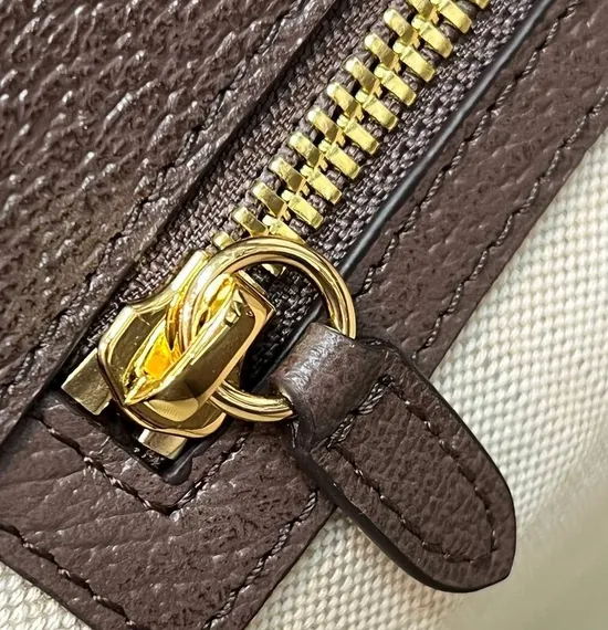 Сумка-тоут Gucci с мотивом Jumbo Gg