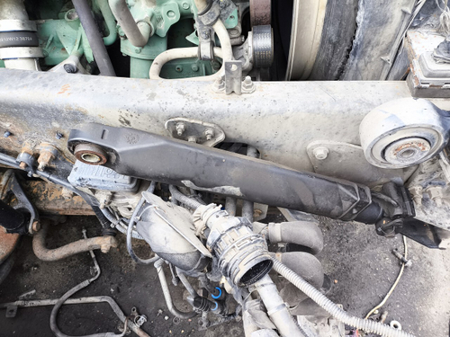 Цилиндр подъема кабины