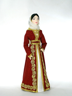Кукла коллекционная Чеченка в национальном костюме
