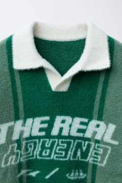 ZARA СВИТЕР ПОЛО ИЗ ВОРСИСТОГО ТРИКОТАЖА С ТЕКСТОМ, ЗЕЛЕНЫЙ/ЭКРЮ