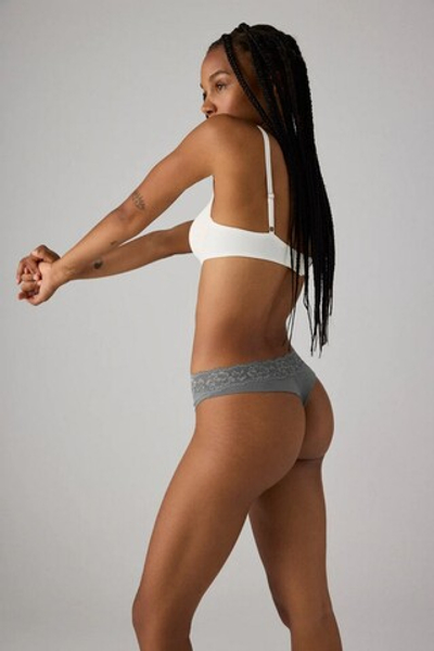 19032 Трусы стринги YSABEL MORA