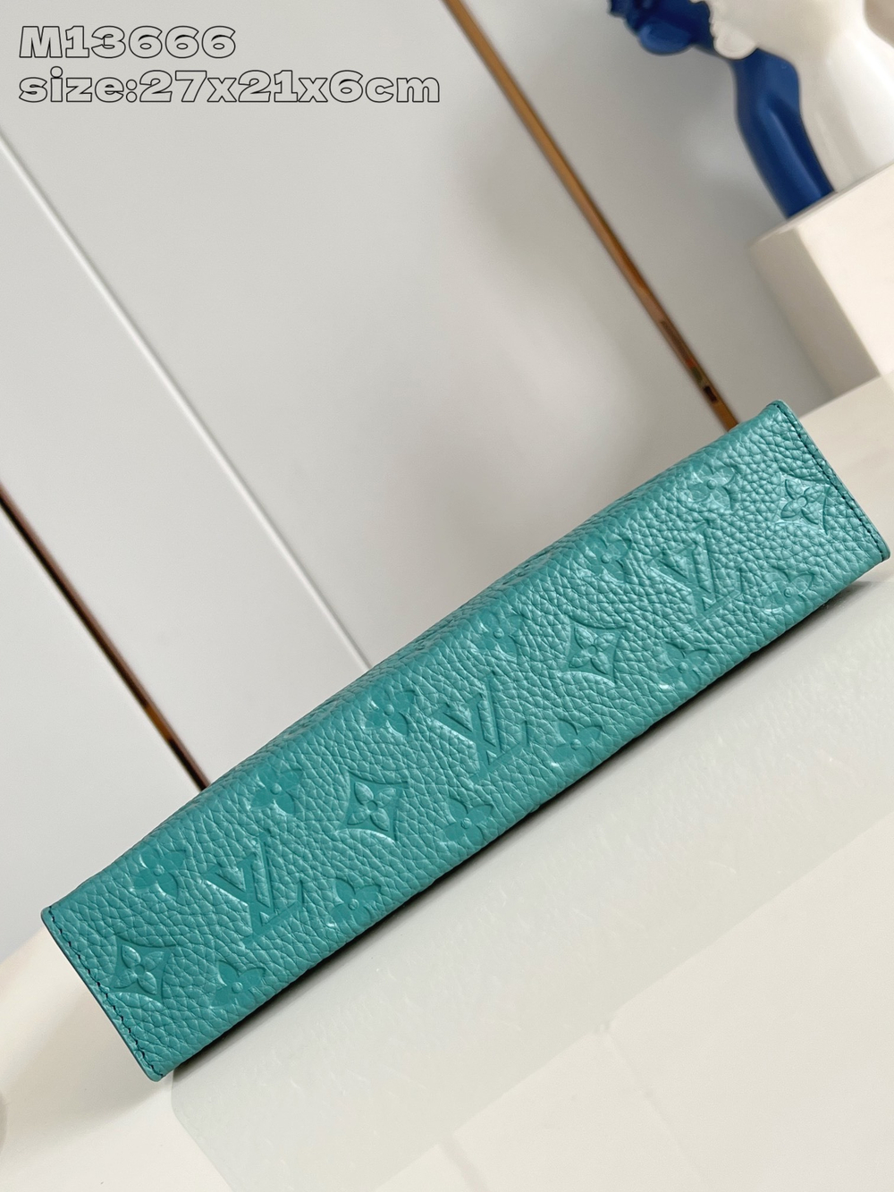 Louis Vuitton Pochette Voyage MM
