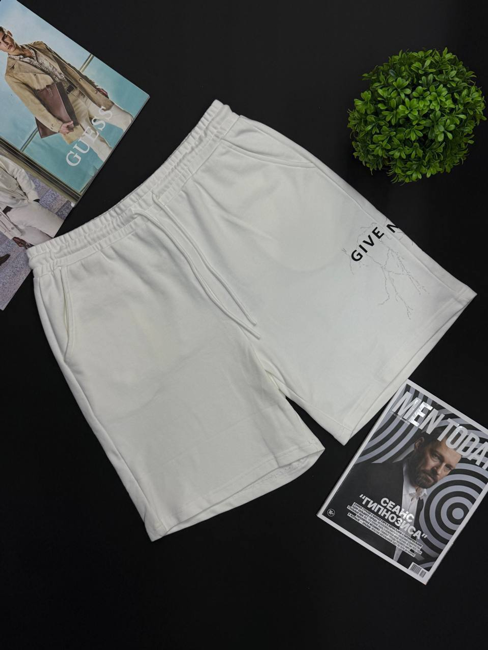 Шорты Givenchy