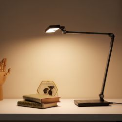 ULM-D110 15W-3000-6500K-DIM BLACK Светильник настольный светодиодный с беспроводной зарядкой телефонов. Сенсорный выключатель. Диммер. Черный. TM Uniel