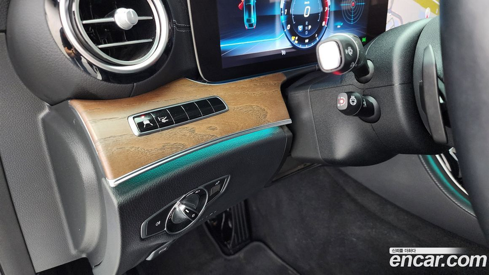 Mercedes-Benz E-Class W213 E300 4MATIC Exclusive (09.2019)