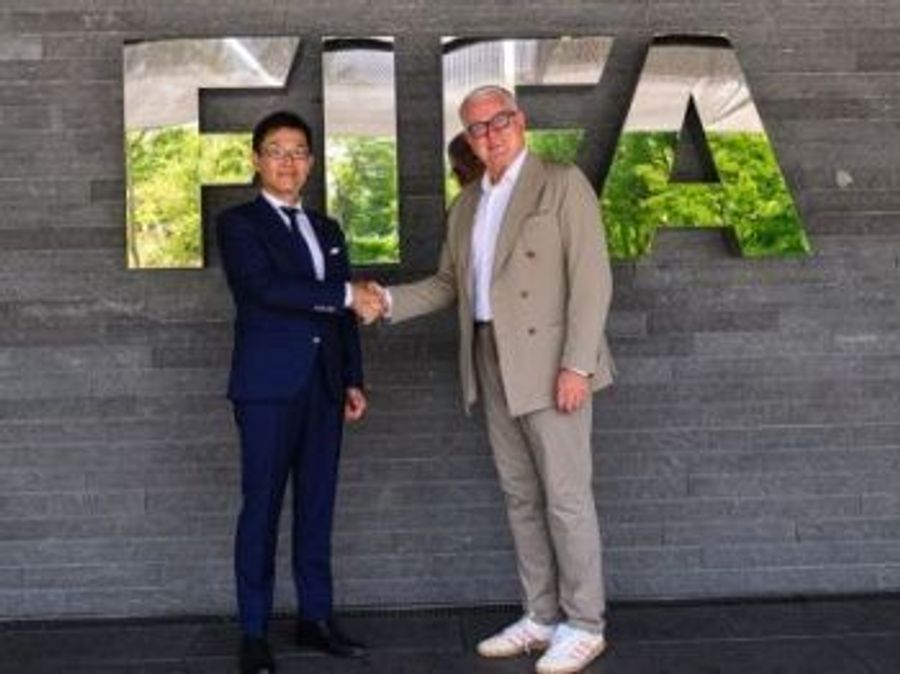 Дружба против EA. FIFA и Konami проведут мировой турнир FIFAe World Cup