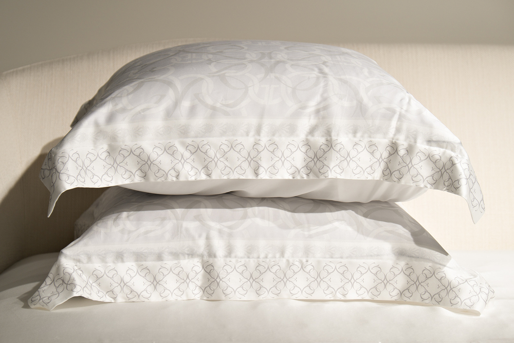 Комплект наволочек Ирисы тенсель 70x70 (2шт) Garda Decor